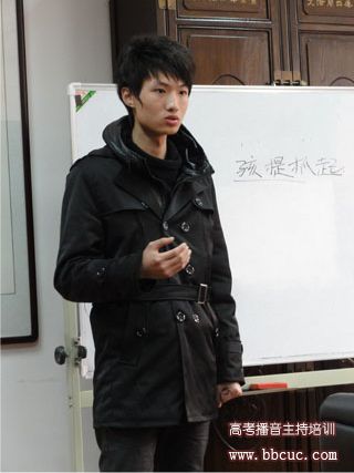 播音班学员廖奕昕